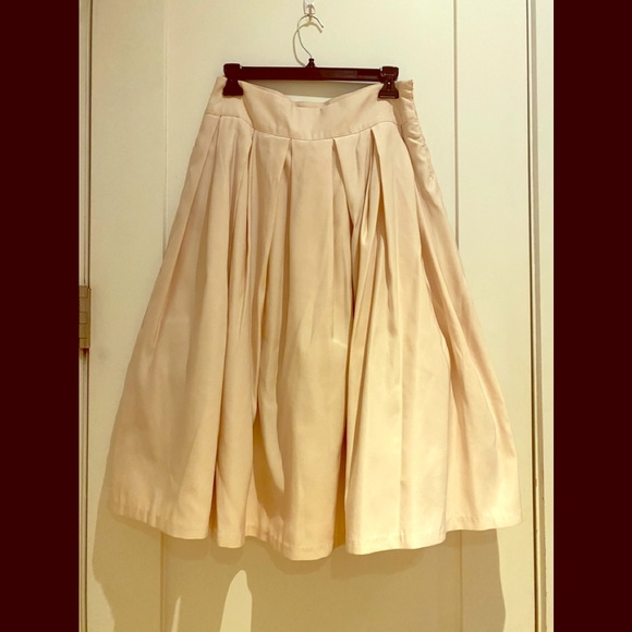 Forever 21 Dresses & Skirts - Light pink A line skirt
